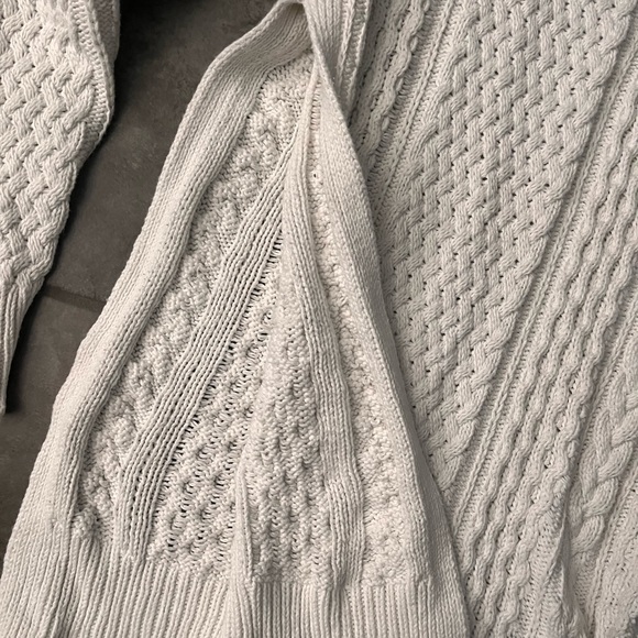 ‼️ 2️⃣0️⃣‼️ EUC ZARA KNIT (medium) - Picture 2 of 4